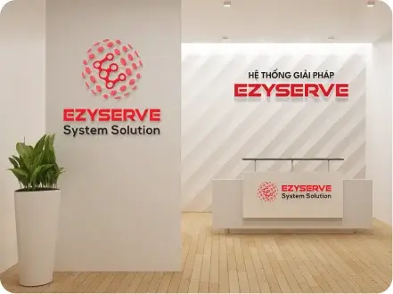 Nhân viên EZYSERVE tư vấn khách hàng