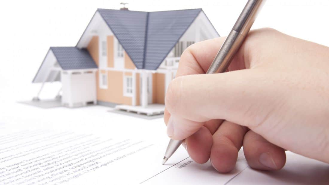 Pháp luật công nhận hợp đồng mua bán nhà đất viết tay khi nào?